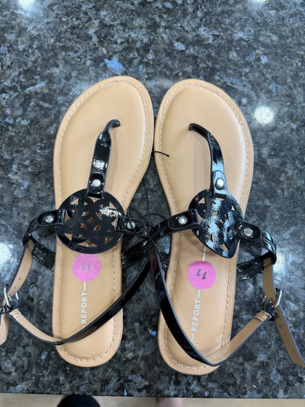 Report Black Thong Sandals 11 NWT